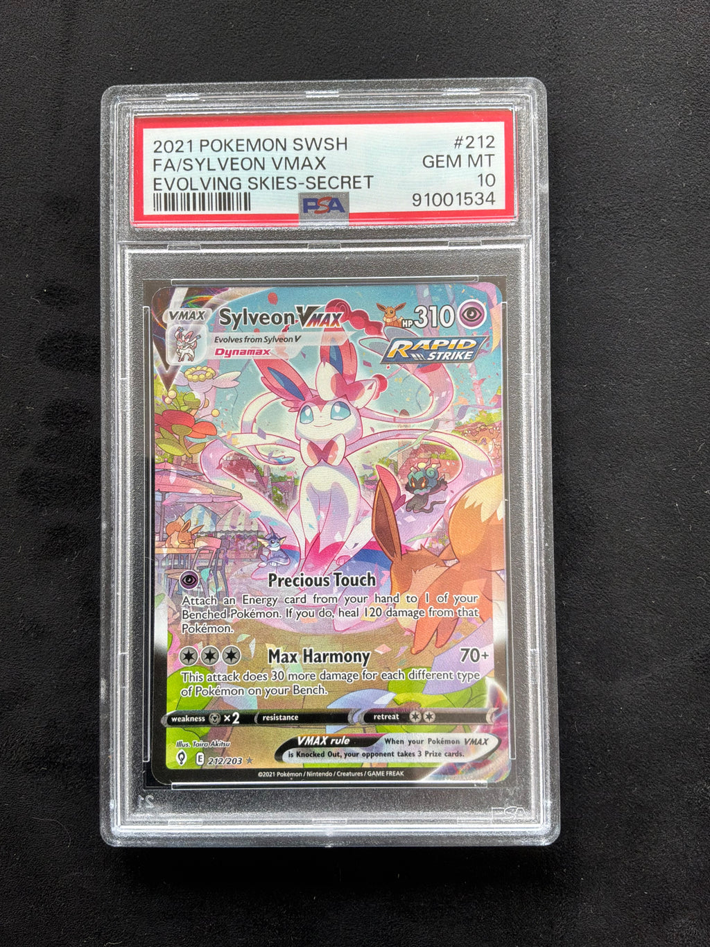 Sylveon VMax 212 PSA 10