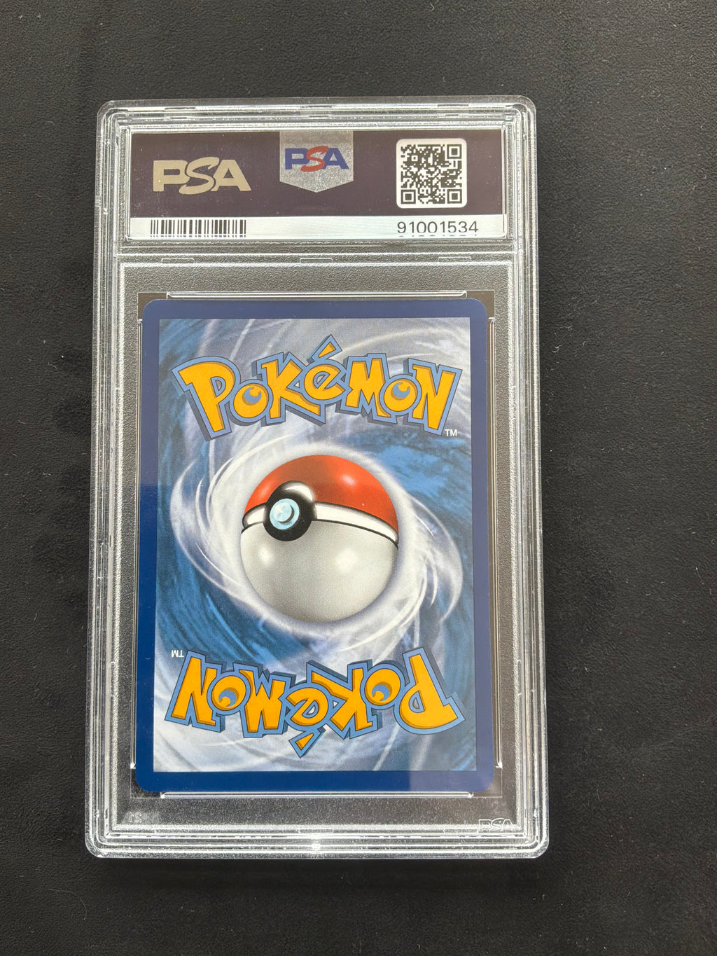 Sylveon VMax 212 PSA 10