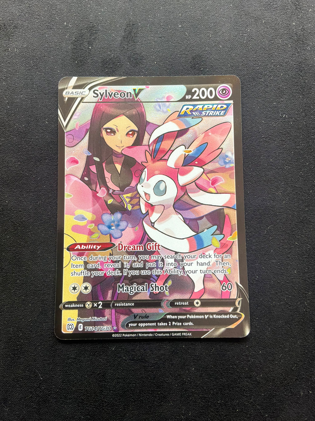 Sylveon V TG14/TG30